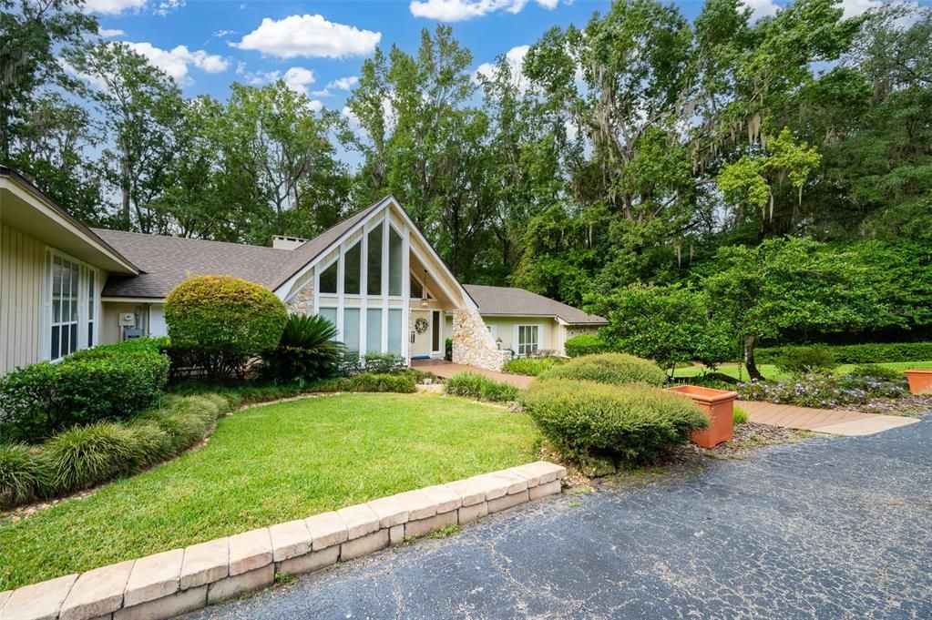 待售: $799,900 (4 贝兹, 2 浴室, 4111 平方英尺)