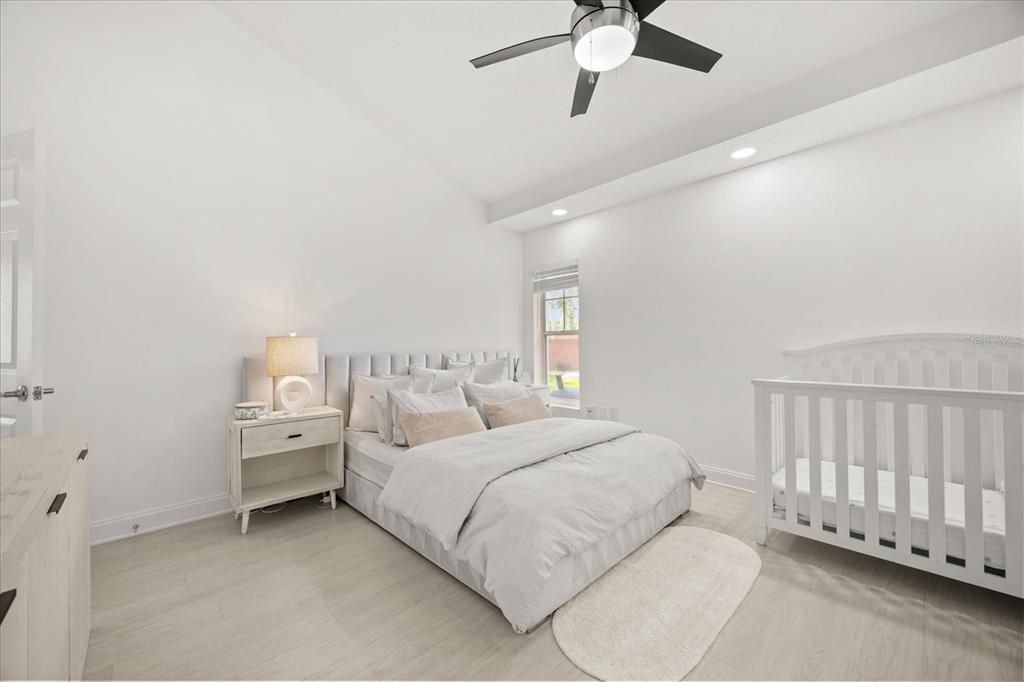 В аренду: $4,700 (4 спален, 3 ванн, 2527 Квадратных фут)