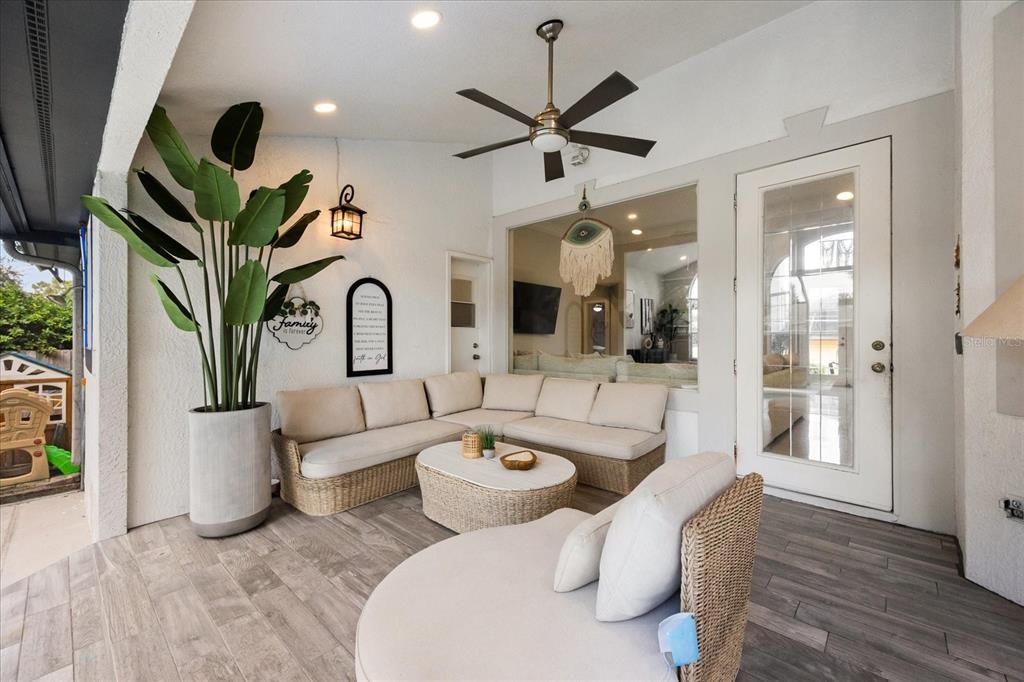 В аренду: $4,700 (4 спален, 3 ванн, 2527 Квадратных фут)