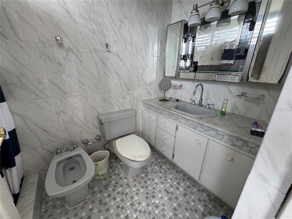 待售: $255,000 (3 贝兹, 2 浴室, 1450 平方英尺)