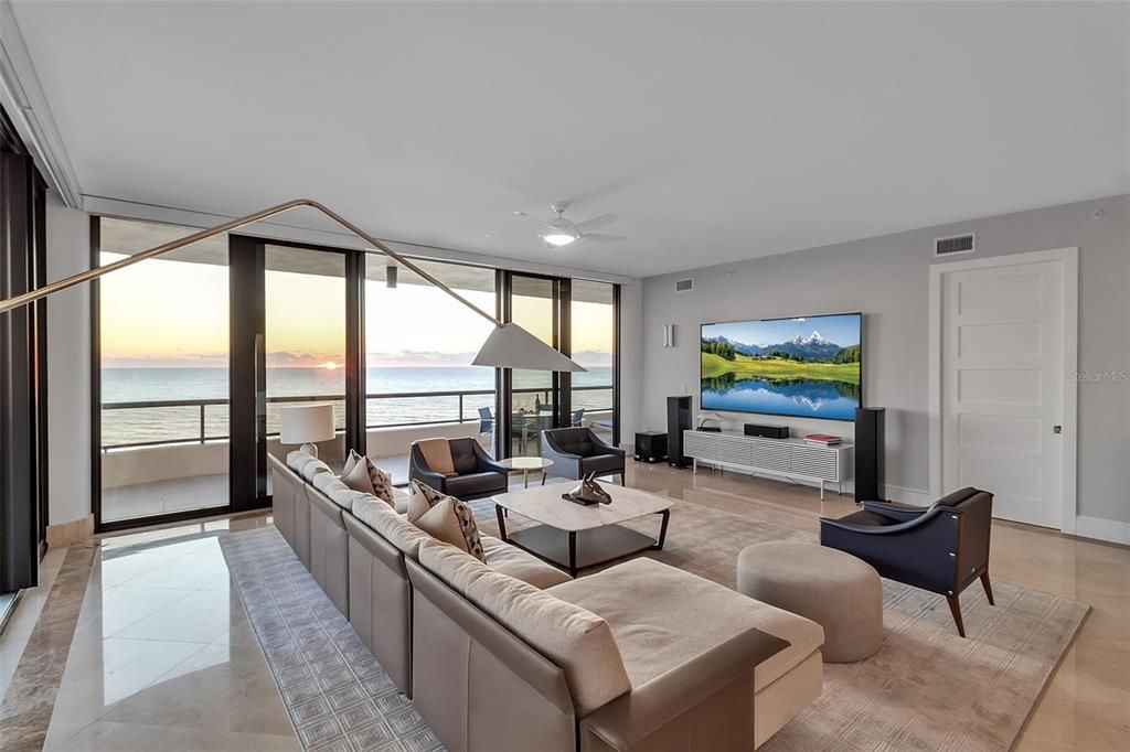 На продажу: $6,995,000 (3 спален, 3 ванн, 3380 Квадратных фут)