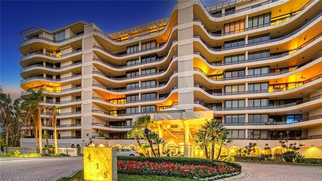 На продажу: $6,995,000 (3 спален, 3 ванн, 3380 Квадратных фут)