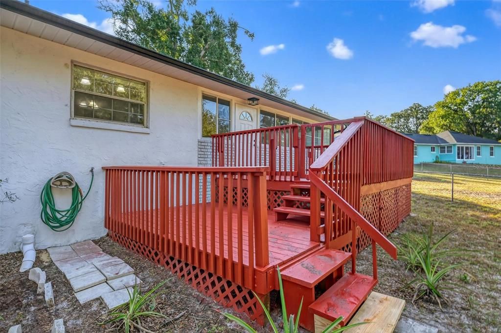 En Venta: $369,000 (3 camas, 2 baños, 1748 Pies cuadrados)