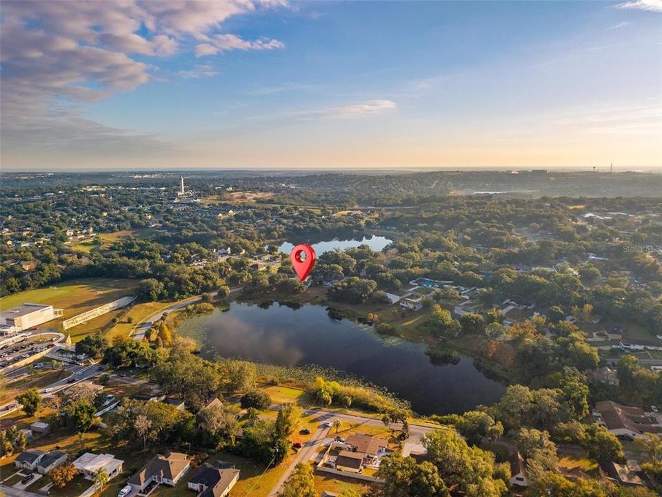 En Venta: $369,000 (3 camas, 2 baños, 1748 Pies cuadrados)