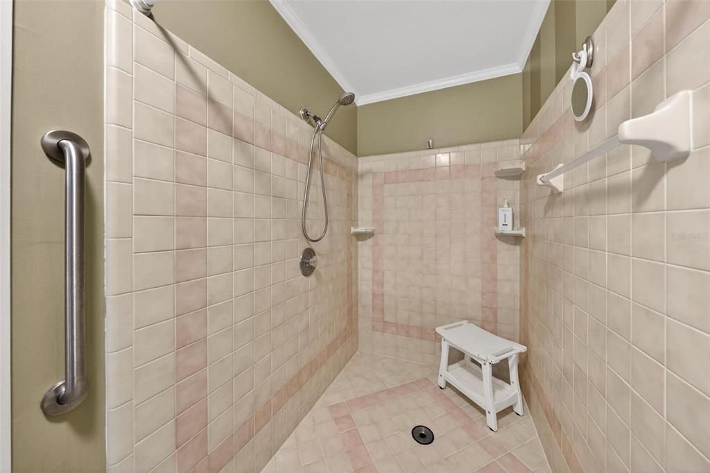 En Venta: $369,000 (3 camas, 2 baños, 1748 Pies cuadrados)