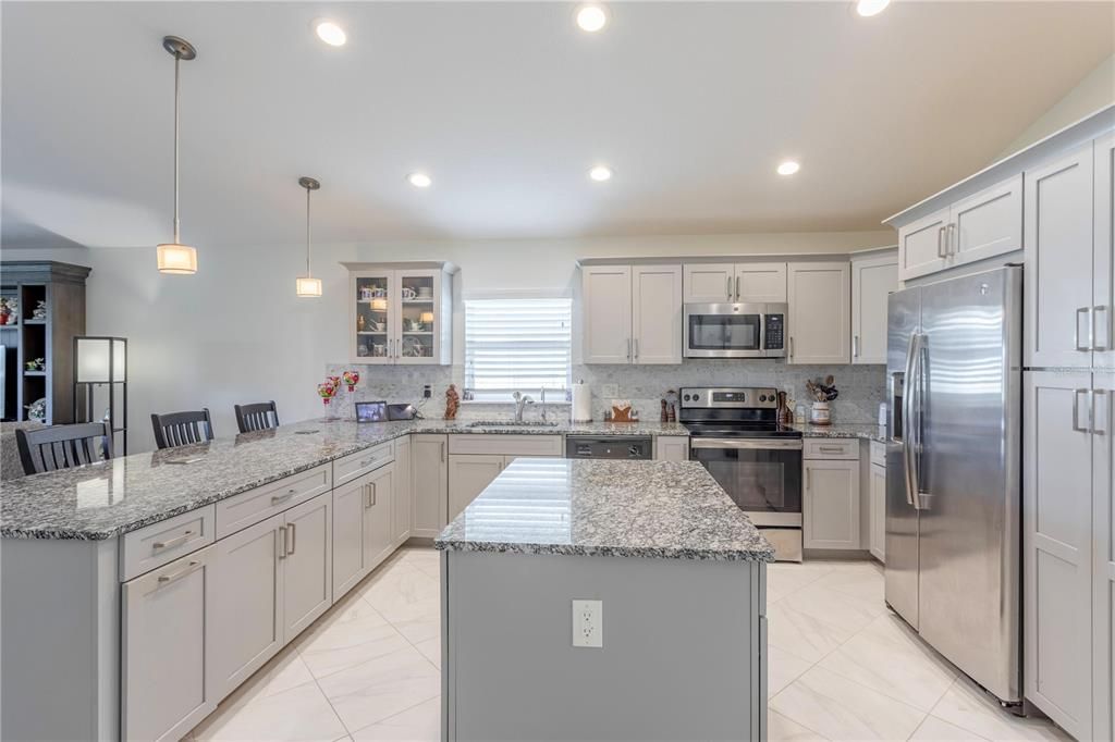 For Sale: $425,000 (3 beds, 2 baths, 1772 Square Feet)