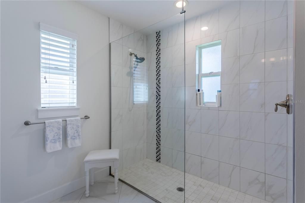 For Sale: $425,000 (3 beds, 2 baths, 1772 Square Feet)