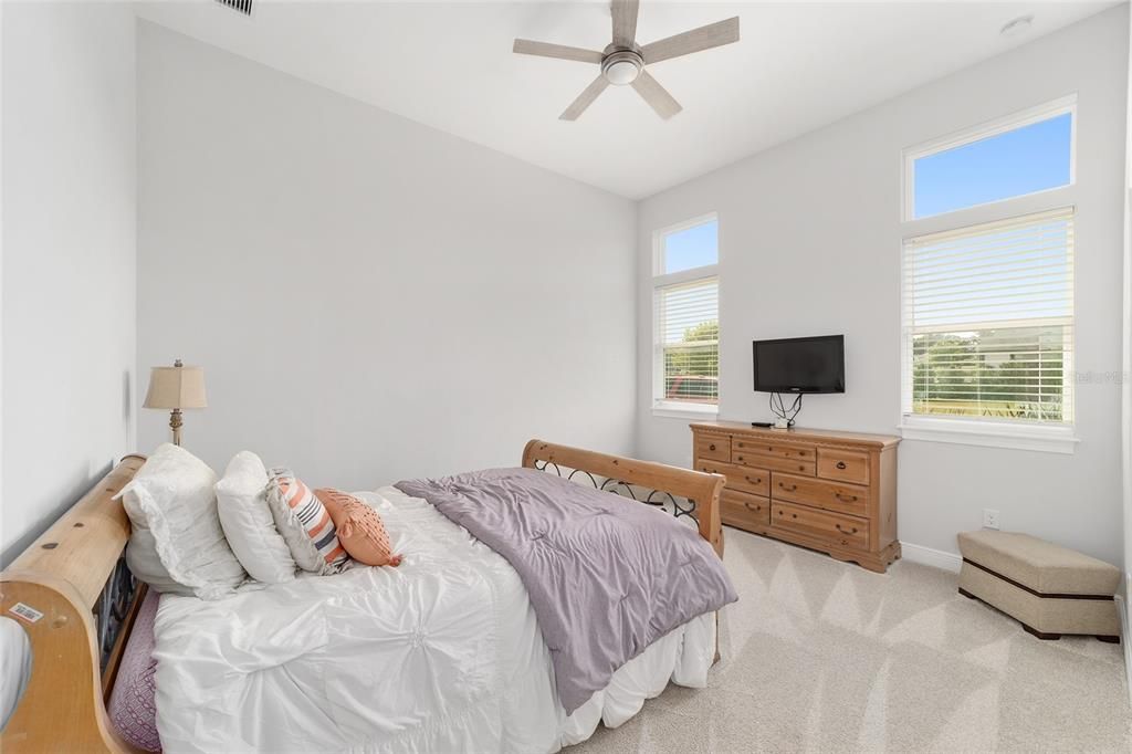 En Venta: $1,475,000 (5 camas, 3 baños, 4742 Pies cuadrados)