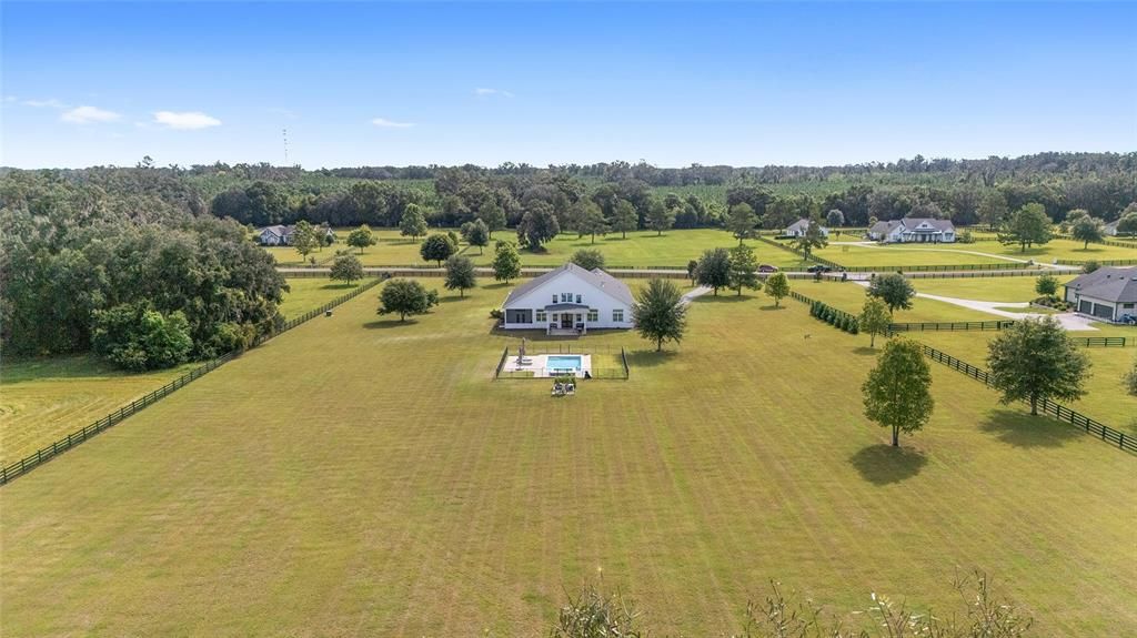 En Venta: $1,475,000 (5 camas, 3 baños, 4742 Pies cuadrados)