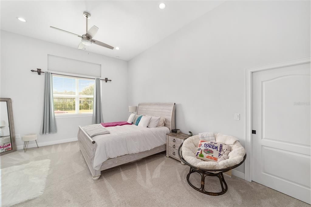 En Venta: $1,475,000 (5 camas, 3 baños, 4742 Pies cuadrados)