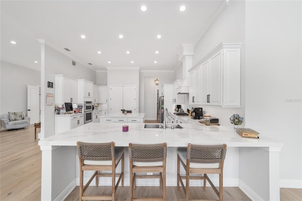 En Venta: $1,475,000 (5 camas, 3 baños, 4742 Pies cuadrados)