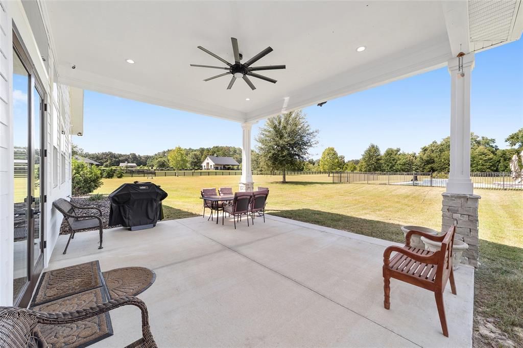 En Venta: $1,475,000 (5 camas, 3 baños, 4742 Pies cuadrados)