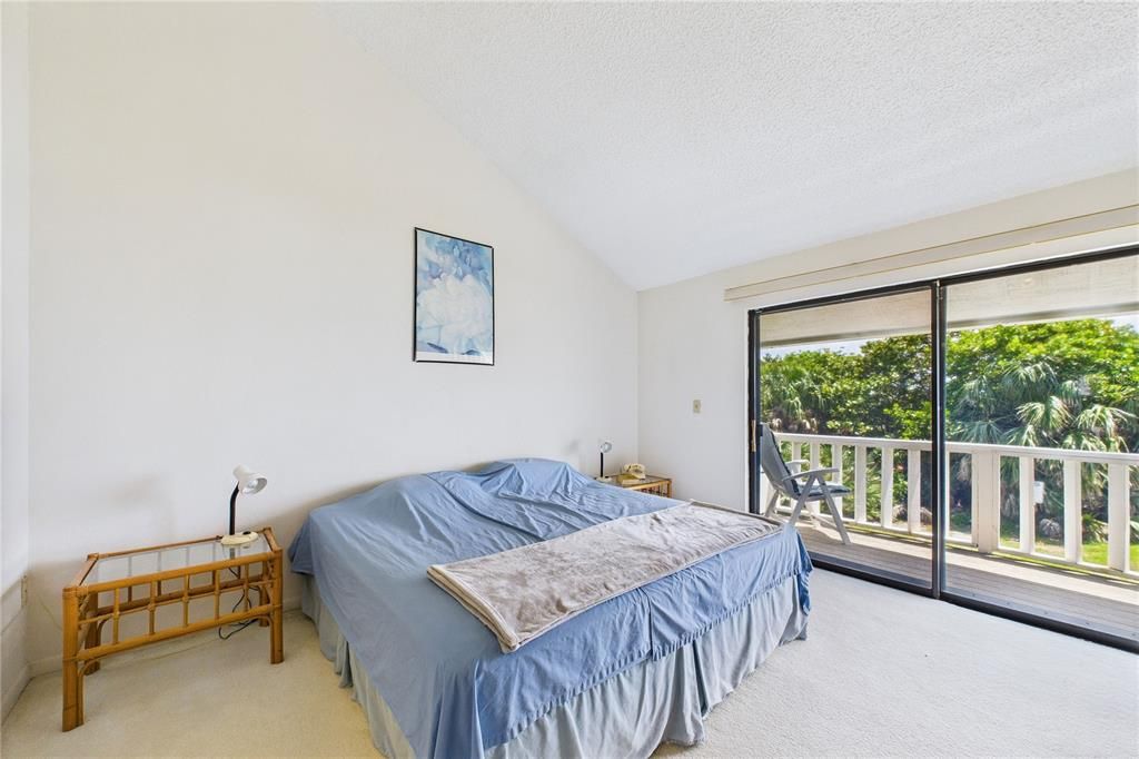 待售: $375,000 (2 贝兹, 2 浴室, 1256 平方英尺)