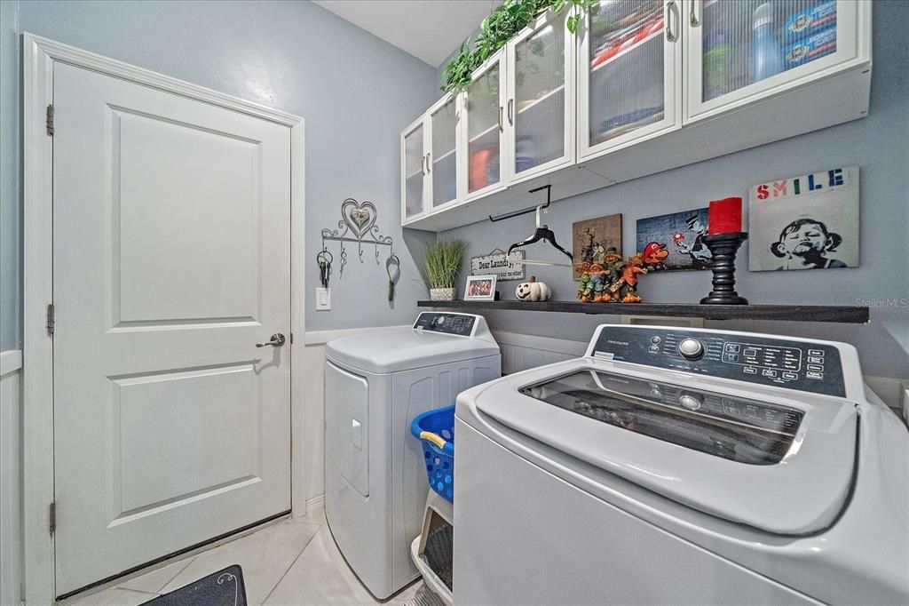 待售: $327,000 (2 贝兹, 2 浴室, 1581 平方英尺)