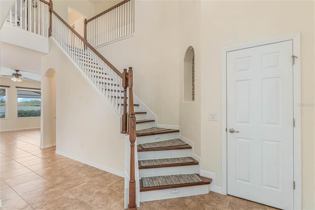 For Sale: $540,000 (5 beds, 3 baths, 3203 Square Feet)