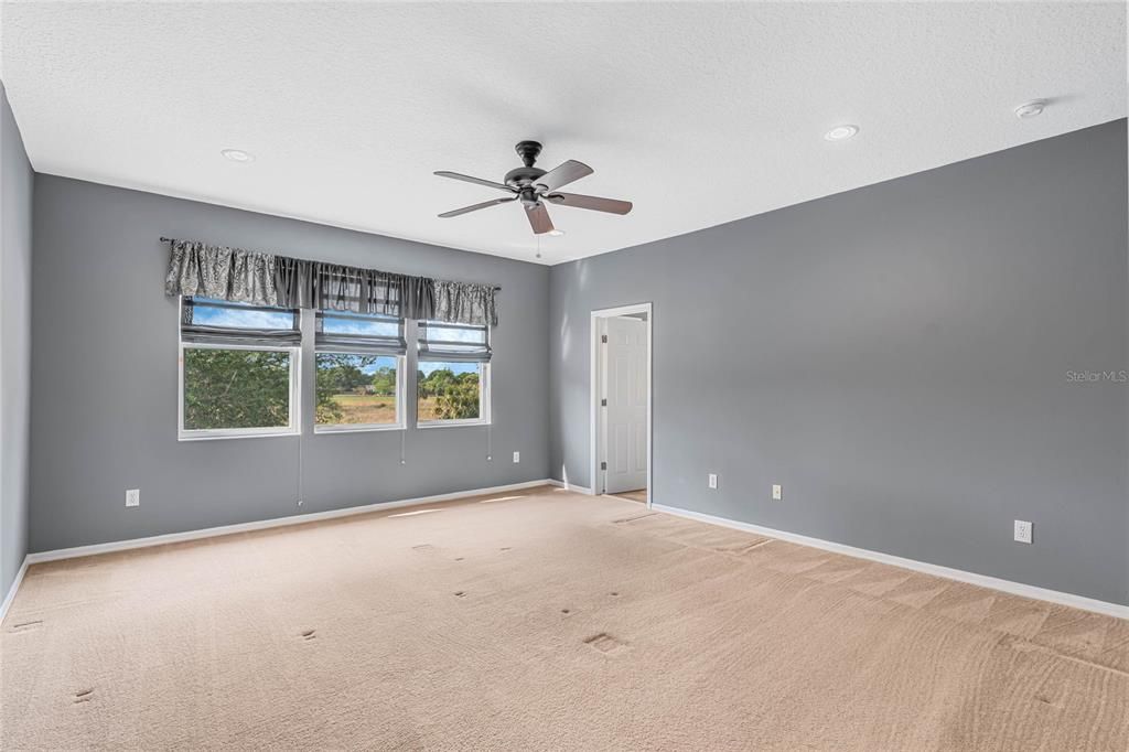 For Sale: $540,000 (5 beds, 3 baths, 3203 Square Feet)