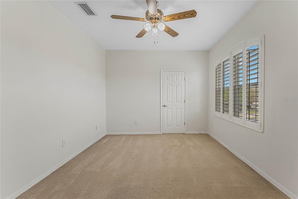 For Sale: $540,000 (5 beds, 3 baths, 3203 Square Feet)