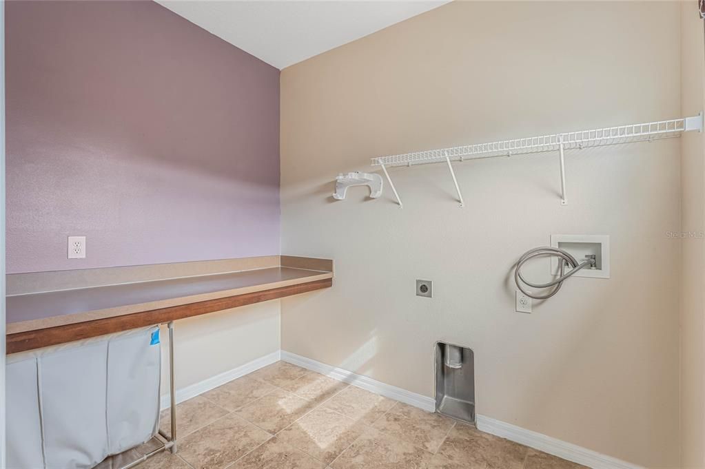 For Sale: $540,000 (5 beds, 3 baths, 3203 Square Feet)