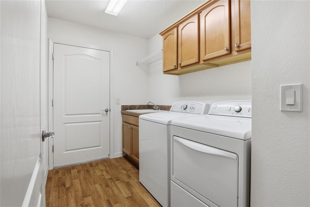 待售: $455,000 (3 贝兹, 2 浴室, 1875 平方英尺)