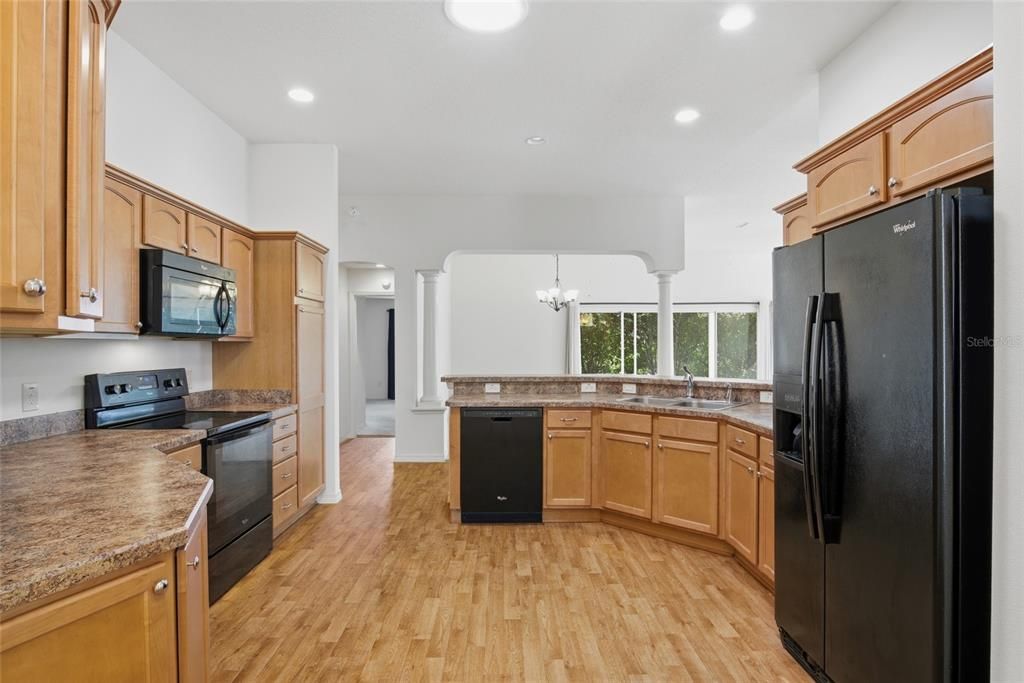 待售: $455,000 (3 贝兹, 2 浴室, 1875 平方英尺)