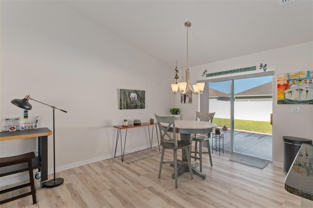 For Sale: $264,900 (3 beds, 2 baths, 1556 Square Feet)