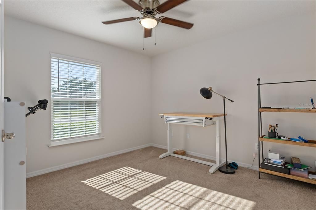 For Sale: $264,900 (3 beds, 2 baths, 1556 Square Feet)