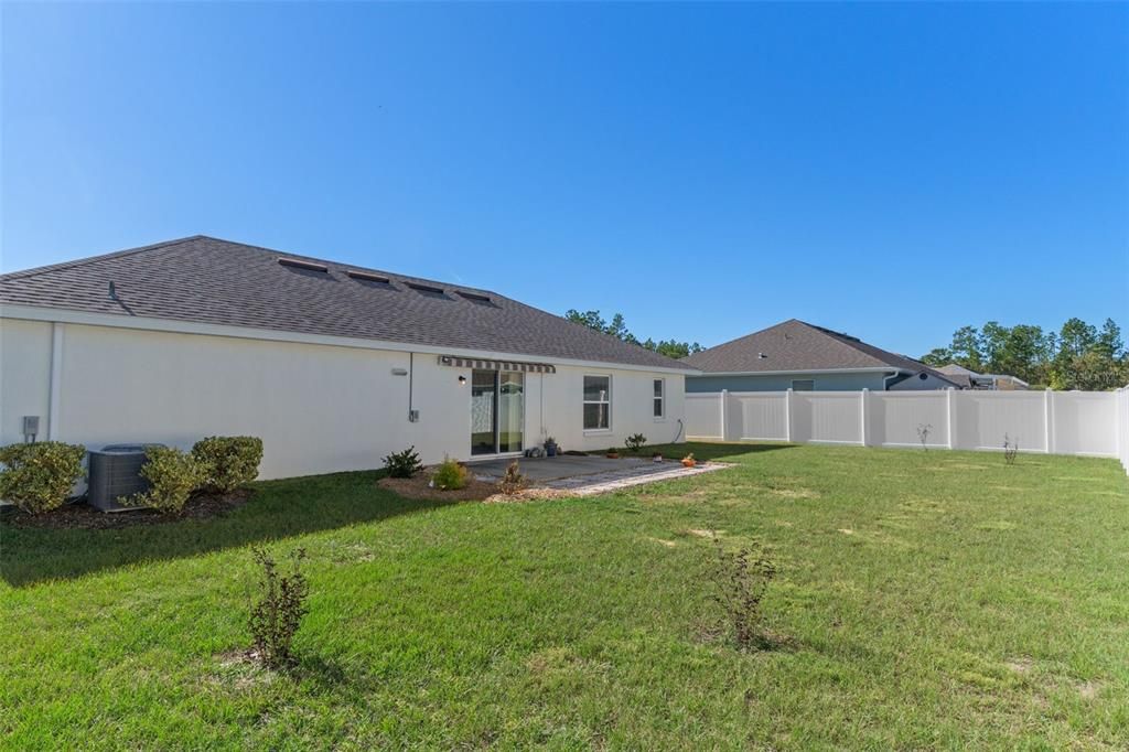 For Sale: $264,900 (3 beds, 2 baths, 1556 Square Feet)