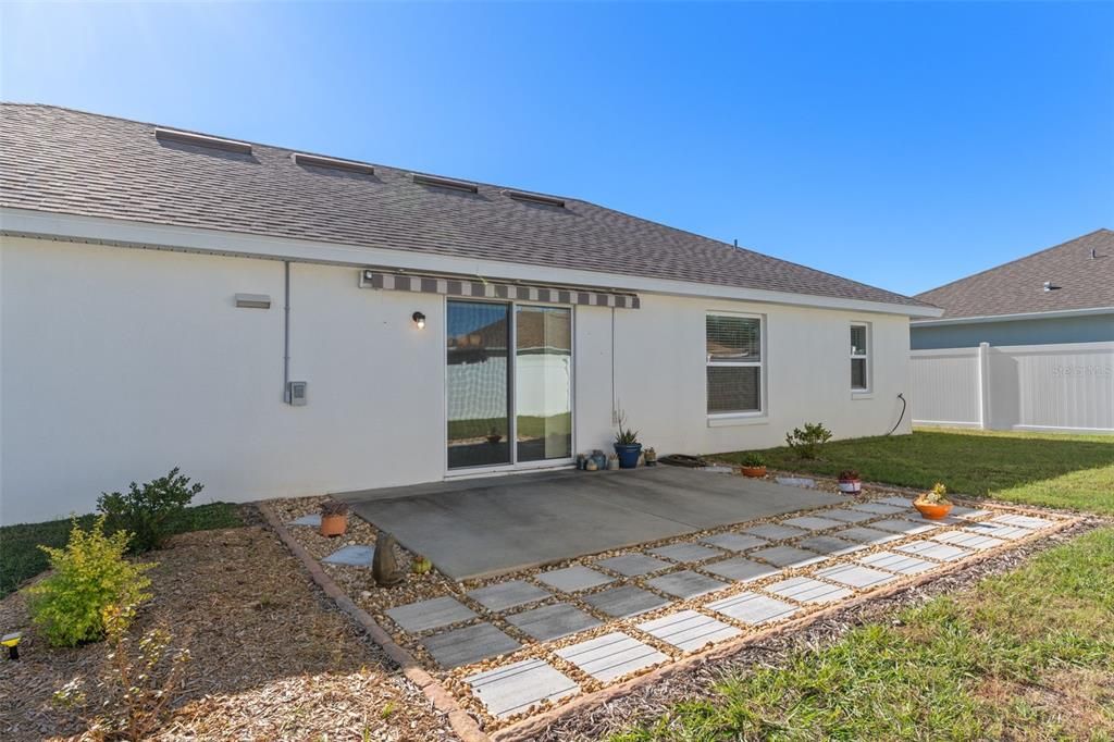 For Sale: $264,900 (3 beds, 2 baths, 1556 Square Feet)