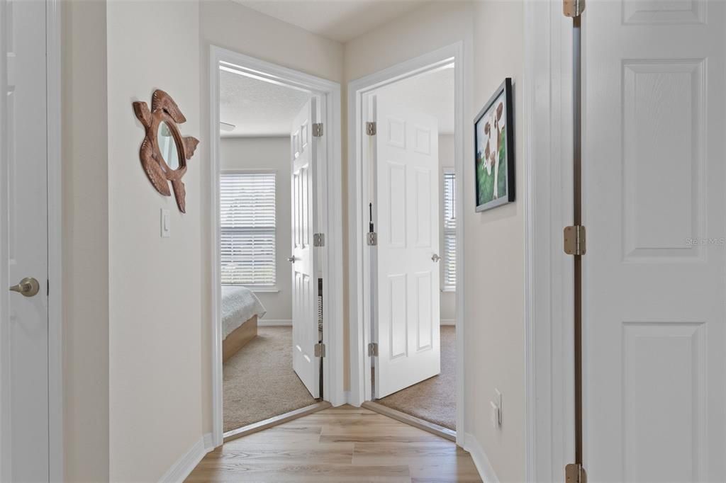 For Sale: $264,900 (3 beds, 2 baths, 1556 Square Feet)