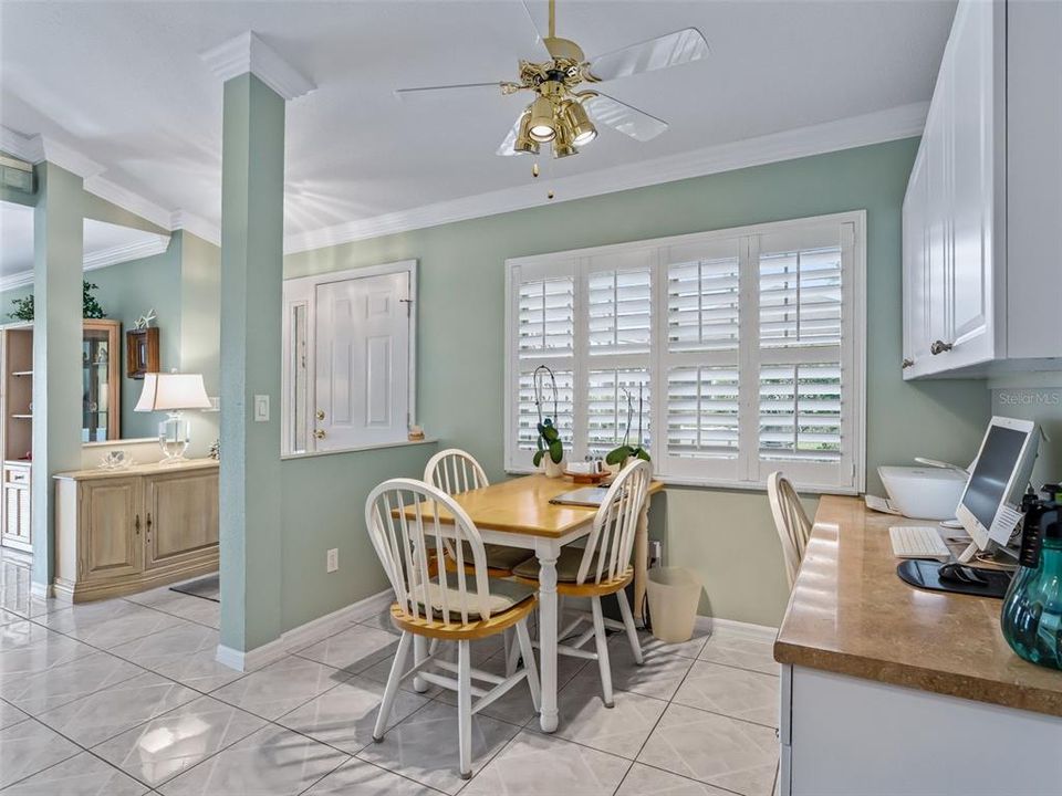 Active With Contract: $375,000 (2 beds, 2 baths, 1686 Square Feet)