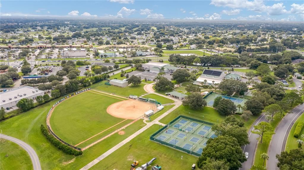 Active With Contract: $375,000 (2 beds, 2 baths, 1686 Square Feet)