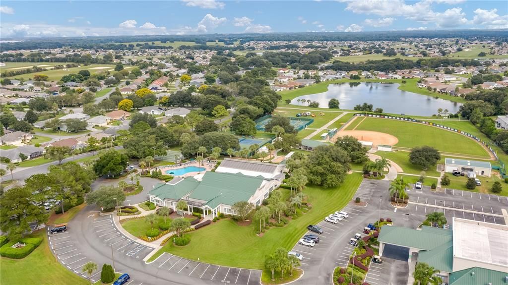 Active With Contract: $375,000 (2 beds, 2 baths, 1686 Square Feet)