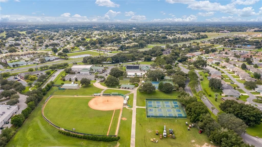 Active With Contract: $375,000 (2 beds, 2 baths, 1686 Square Feet)