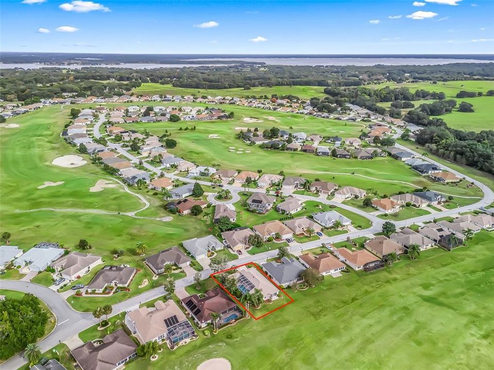 Active With Contract: $375,000 (2 beds, 2 baths, 1686 Square Feet)