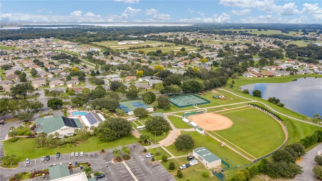 Active With Contract: $375,000 (2 beds, 2 baths, 1686 Square Feet)