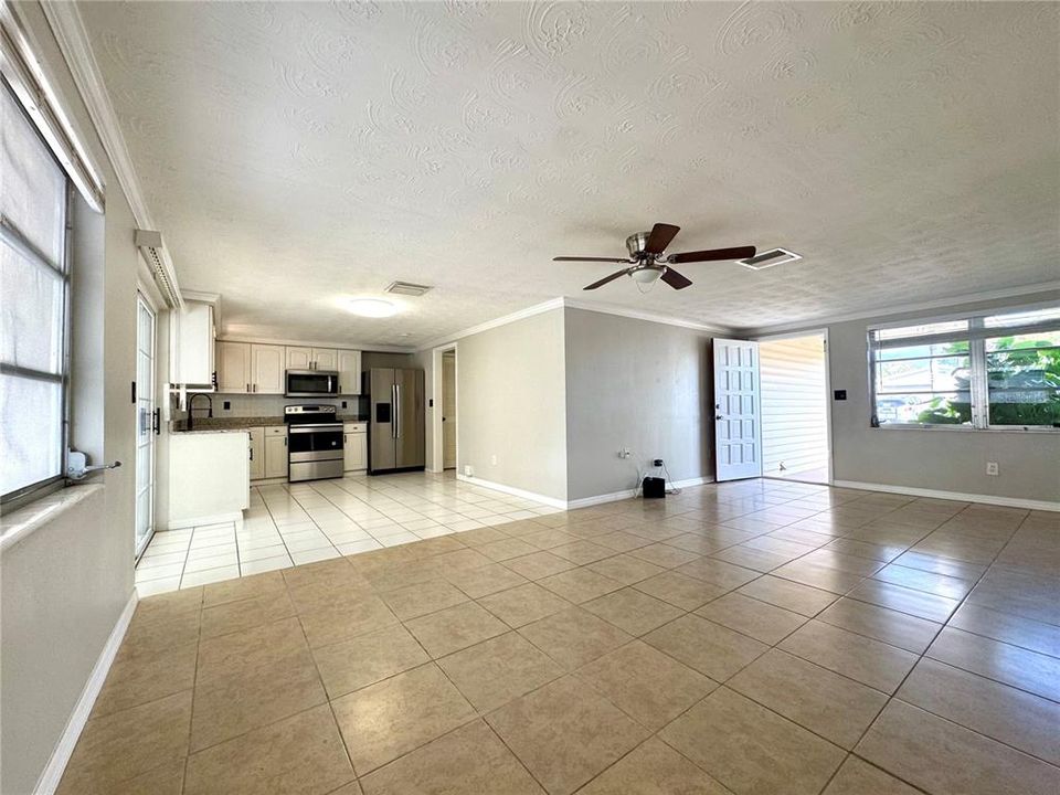 For Rent: $1,800 (2 beds, 2 baths, 1152 Square Feet)