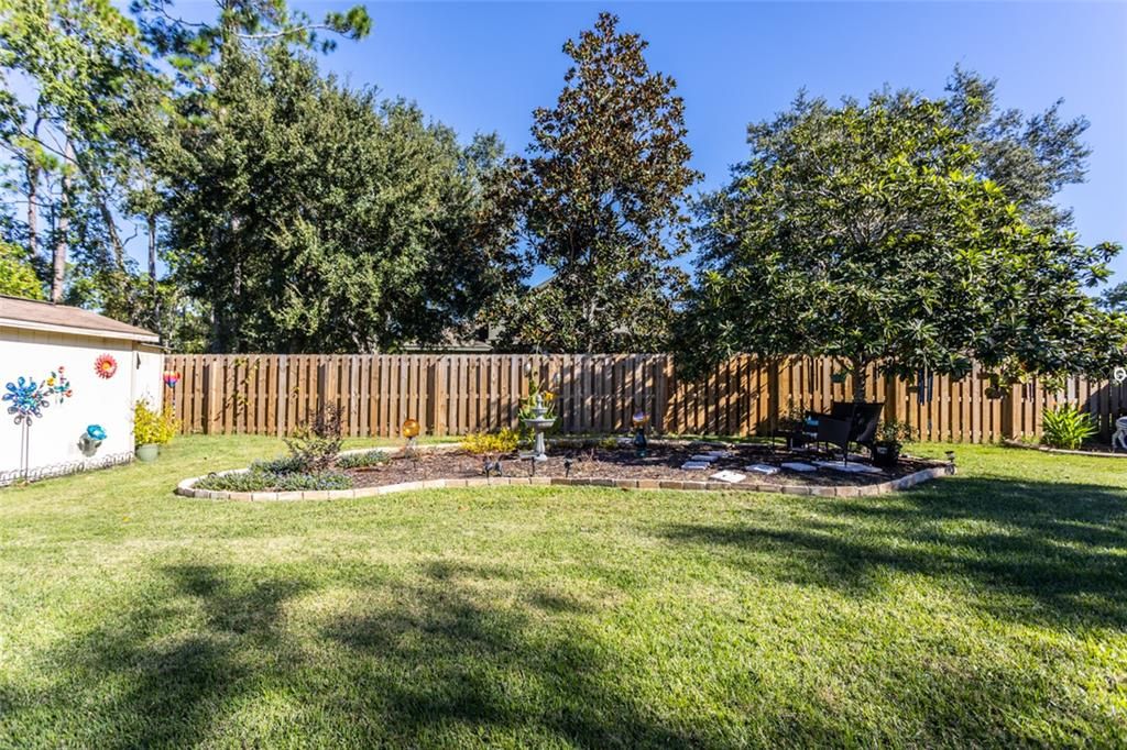 For Sale: $320,000 (3 beds, 2 baths, 1584 Square Feet)