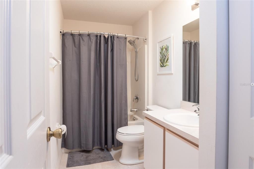 For Sale: $320,000 (3 beds, 2 baths, 1584 Square Feet)