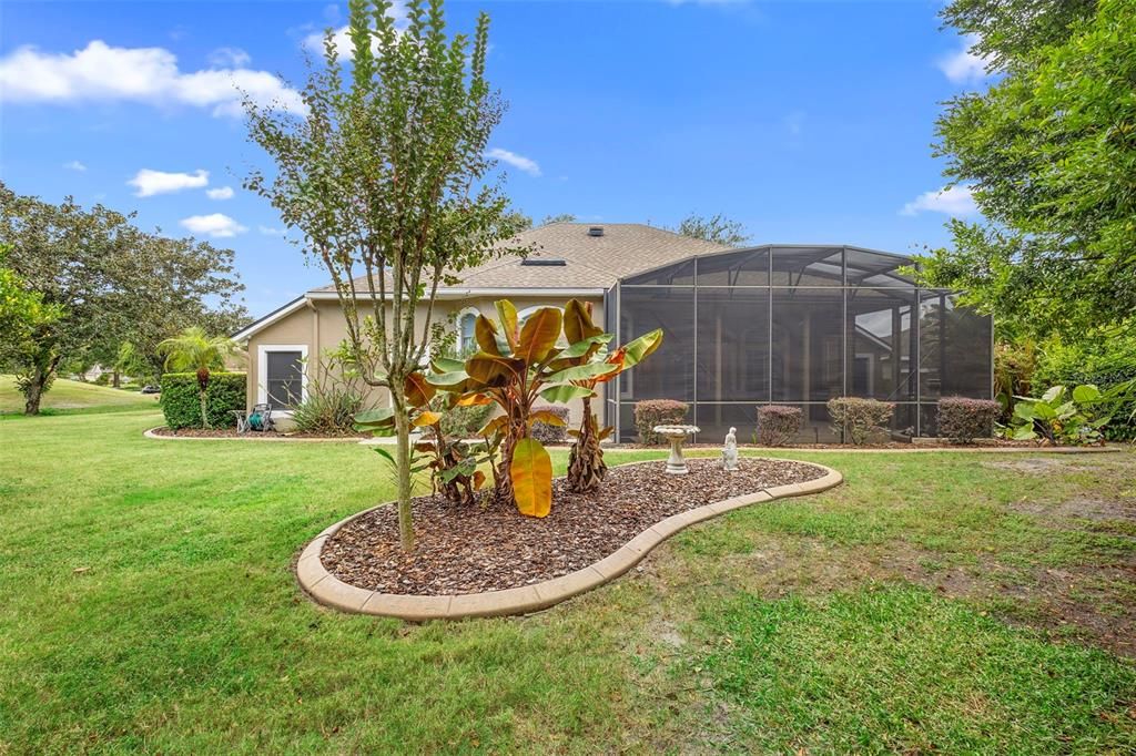 合同活跃: $560,000 (3 贝兹, 2 浴室, 2469 平方英尺)