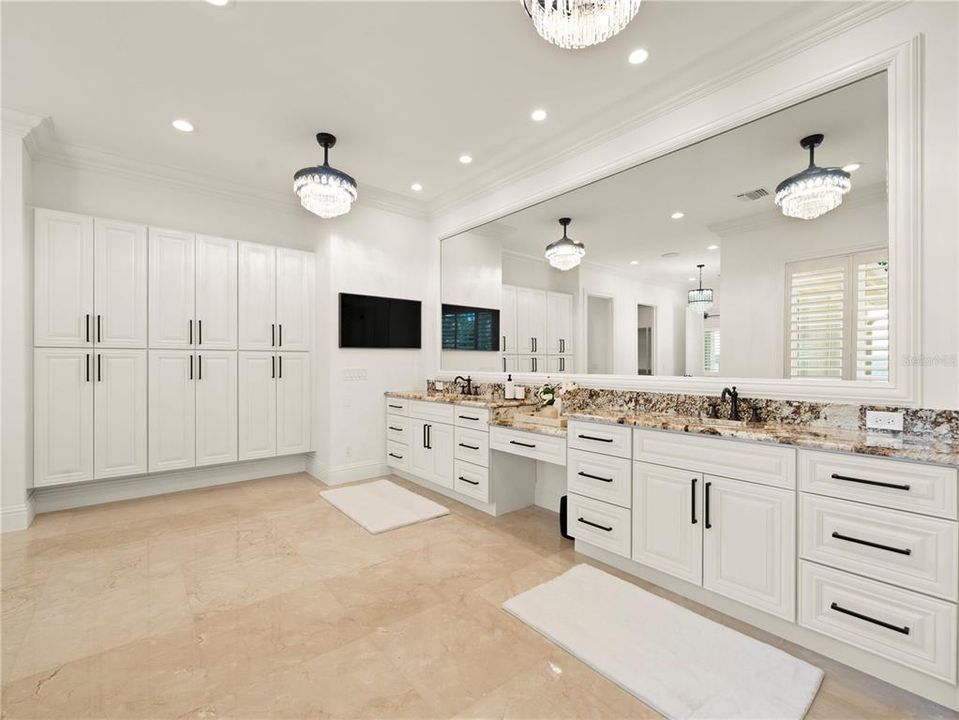 На продажу: $5,200,000 (4 спален, 4 ванн, 5138 Квадратных фут)