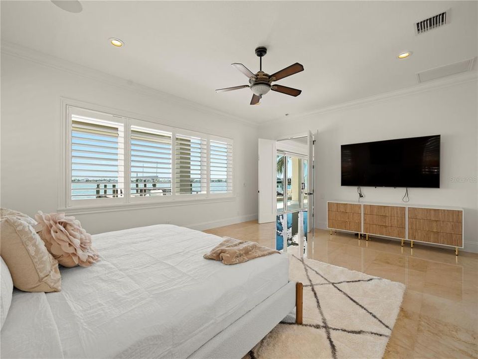 На продажу: $5,200,000 (4 спален, 4 ванн, 5138 Квадратных фут)