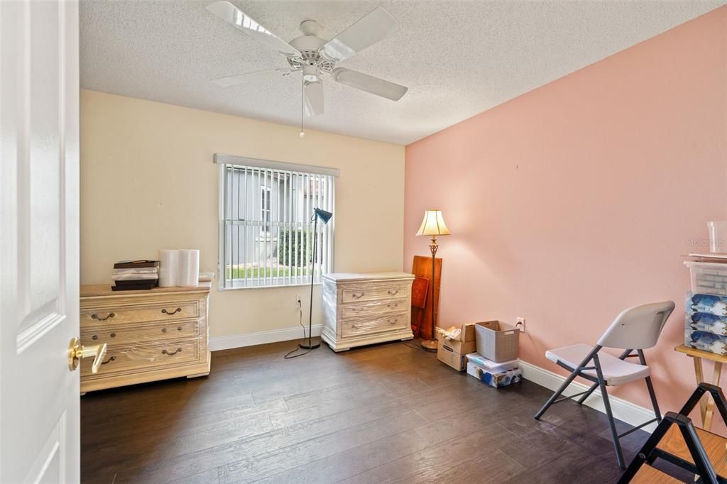 For Sale: $314,900 (2 beds, 2 baths, 1683 Square Feet)