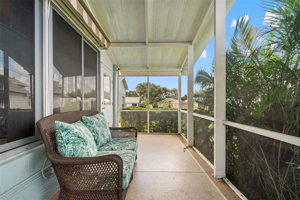 For Sale: $314,900 (2 beds, 2 baths, 1683 Square Feet)