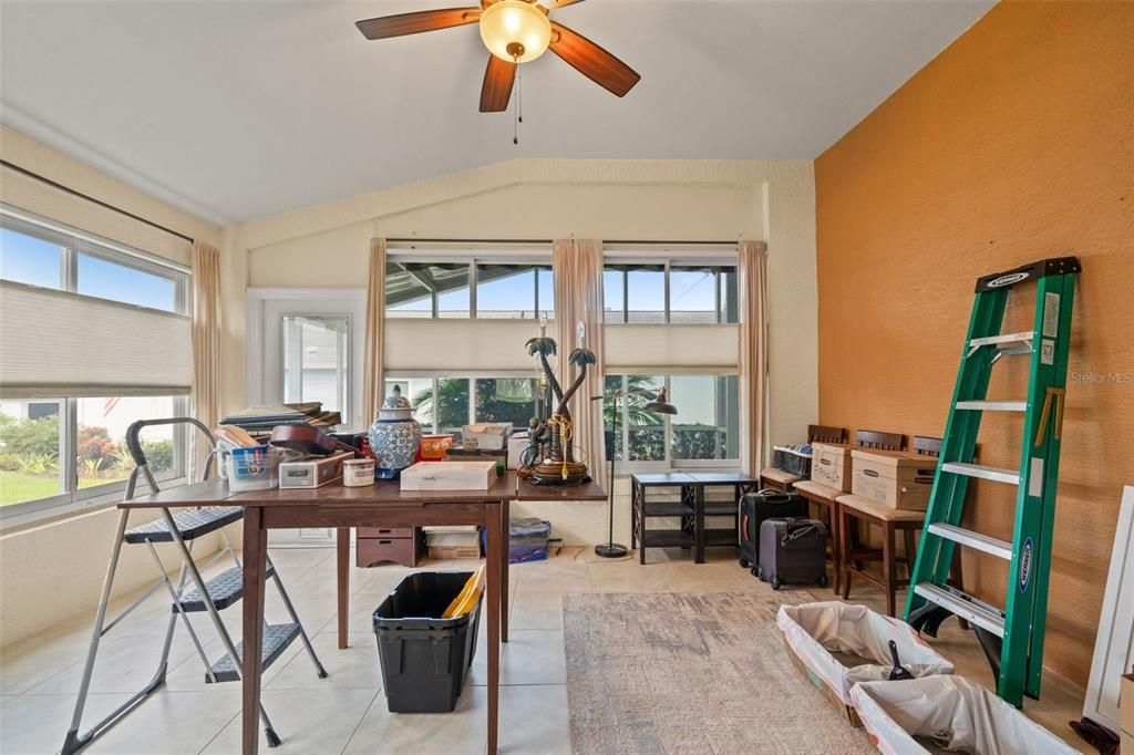 For Sale: $314,900 (2 beds, 2 baths, 1683 Square Feet)