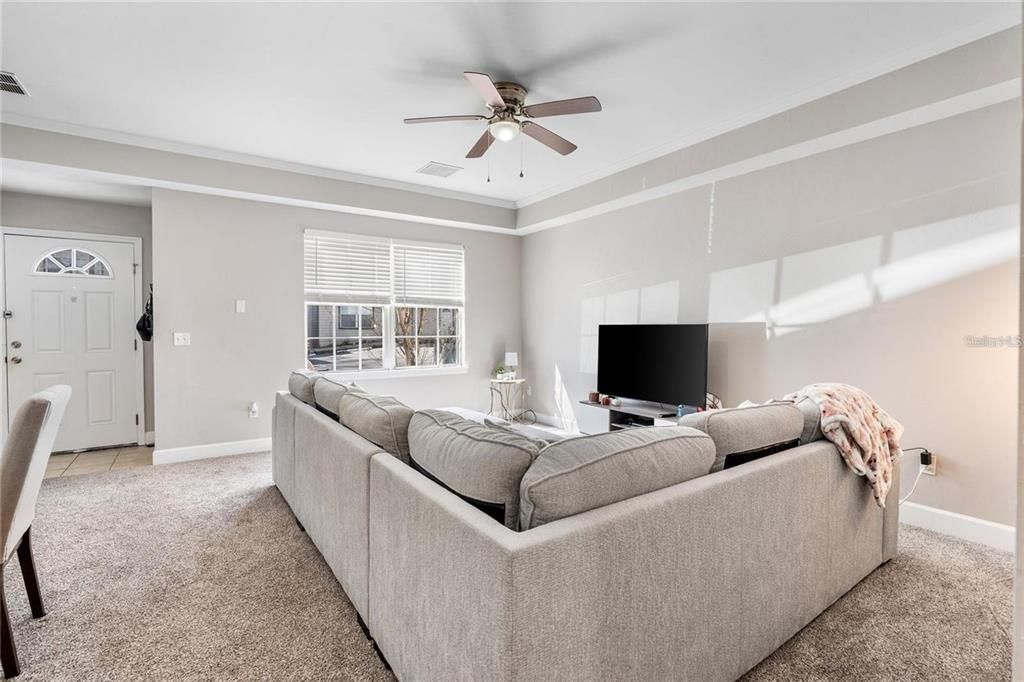 出租: $1,495 (2 贝兹, 2 浴室, 1394 平方英尺)