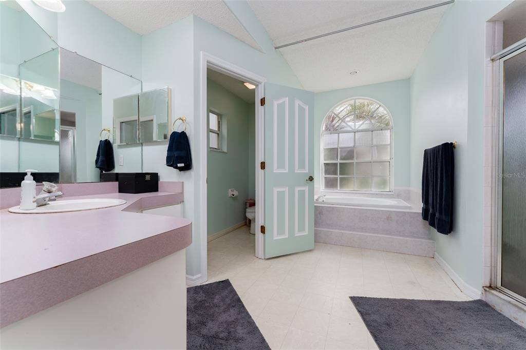 На продажу: $445,000 (4 спален, 2 ванн, 2507 Квадратных фут)