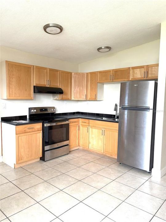 В аренду: $3,750 (4 спален, 3 ванн, 1839 Квадратных фут)