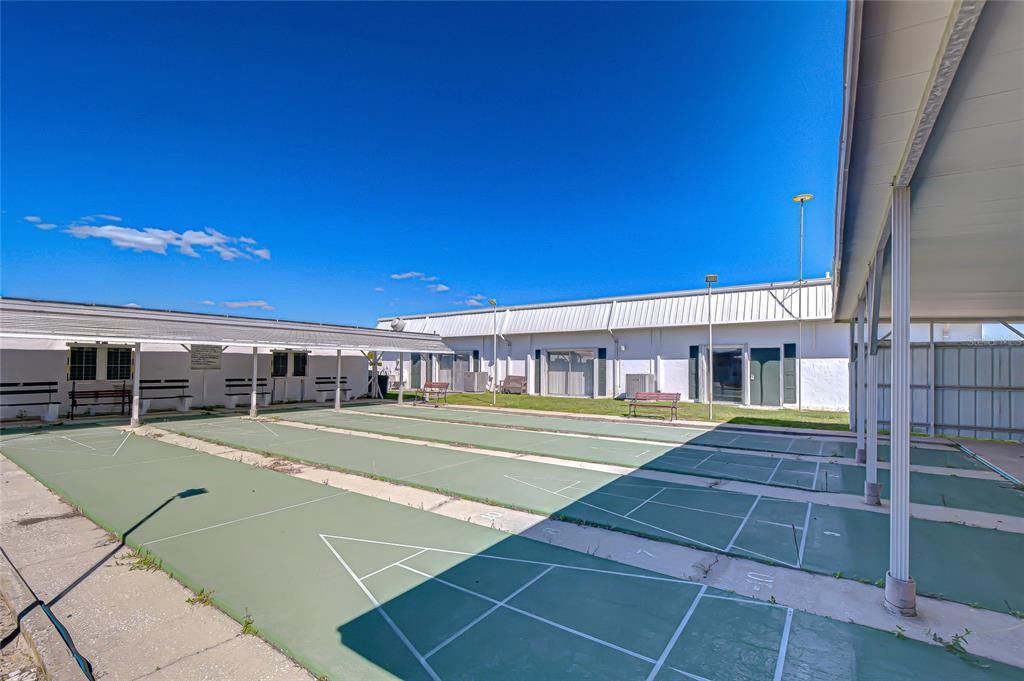 For Sale: $115,000 (2 beds, 1 baths, 648 Square Feet)