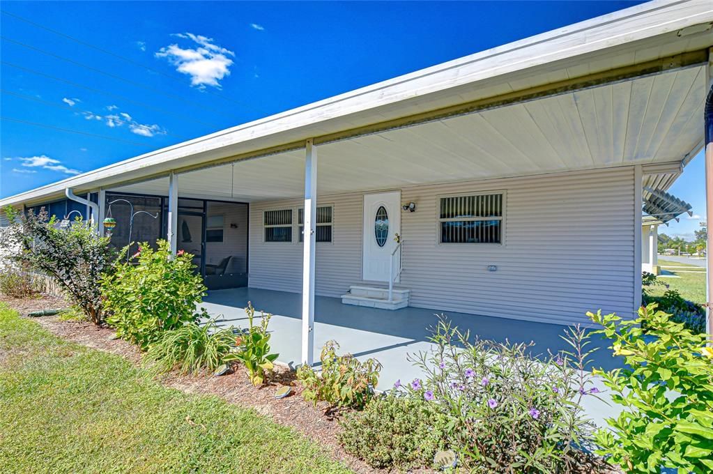 For Sale: $115,000 (2 beds, 1 baths, 648 Square Feet)