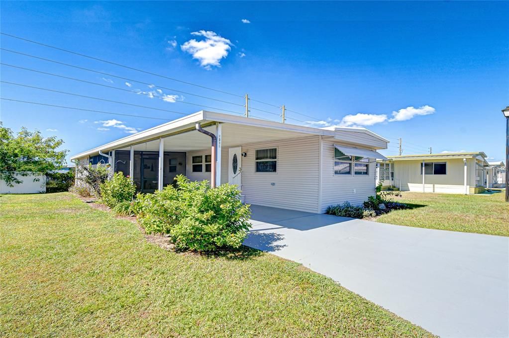 For Sale: $115,000 (2 beds, 1 baths, 648 Square Feet)